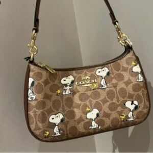 Coach Tan Snoopy Print Shoulder Bag